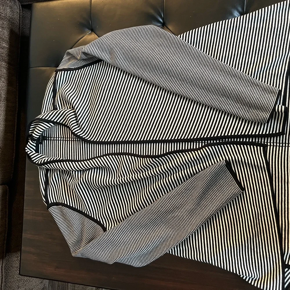 Talbots Black and White Striped Cardigan - Picture 6 of 6